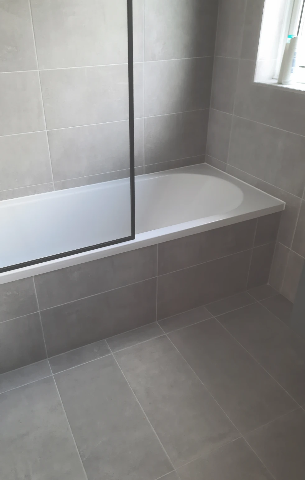 Renovation Bathroom Tiling in Maenporth
